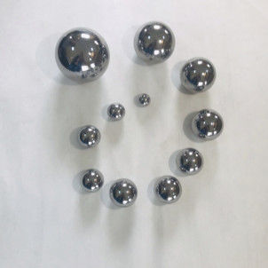 Sfere d'acciaio del metallo di HRc61 HRc67 per i cuscinetti a sfera 44.56mm 1,754331&quot;
